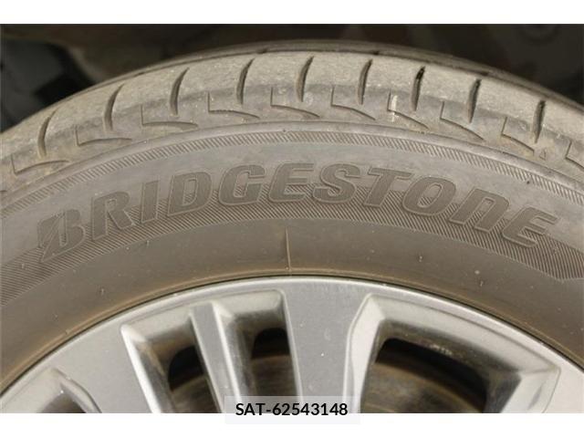 Toyota VOXY HYBRID 2023-02 7730095-25