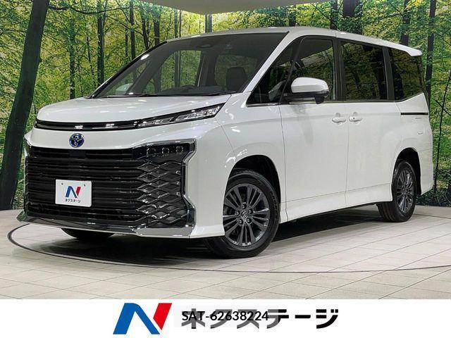 Toyota VOXY HYBRID 2025-10 7790007-0