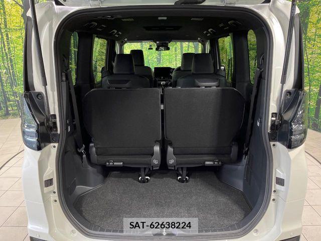 Toyota VOXY HYBRID 2025-10 7790007-10