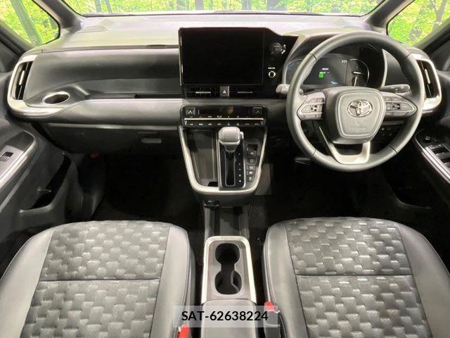 Toyota VOXY HYBRID 2025-10 7790007-1