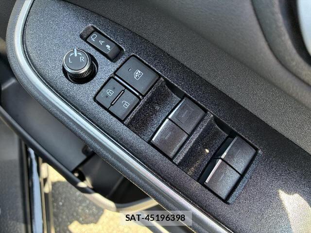 Toyota VOXY HYBRID 2024-09 7790006-12