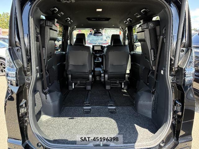 Toyota VOXY HYBRID 2024-09 7790006-20