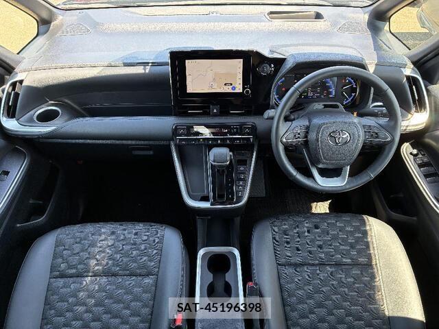 Toyota VOXY HYBRID 2024-09 7790006-5