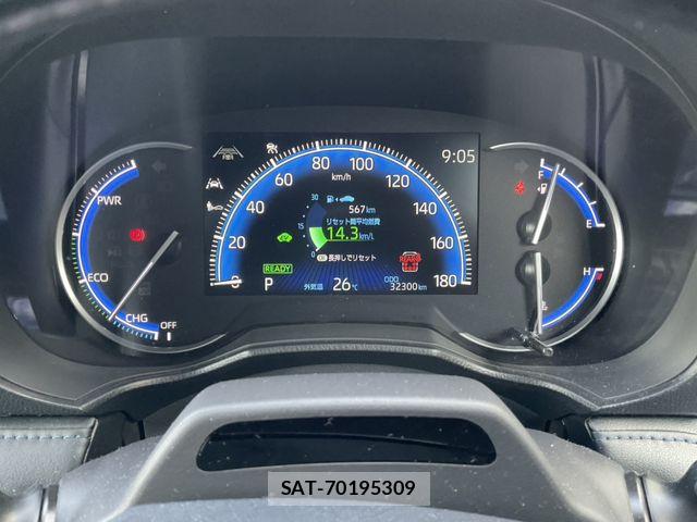 Toyota VOXY HYBRID 2022-09 7880159-18