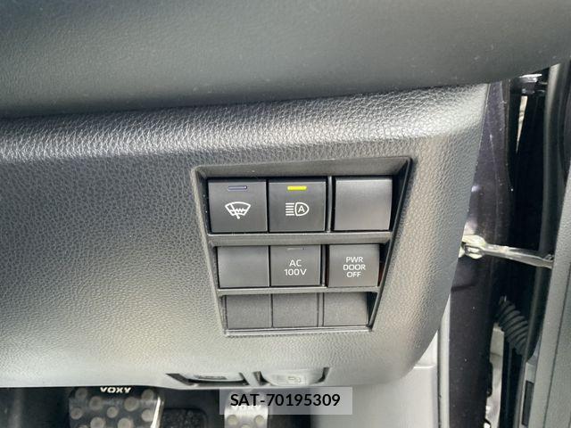 Toyota VOXY HYBRID 2022-09 7880159-21