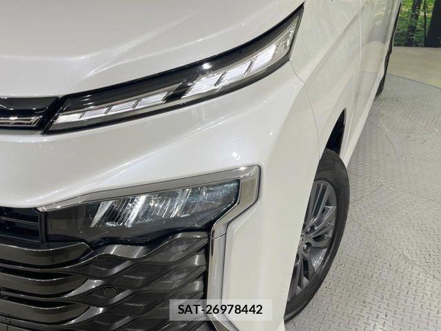 Toyota VOXY HYBRID 2023-07 7880160-11