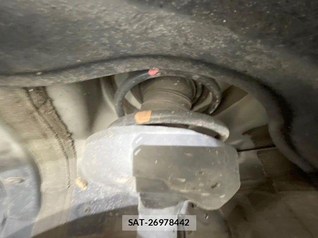 Toyota VOXY HYBRID 2023-07 7880160-19