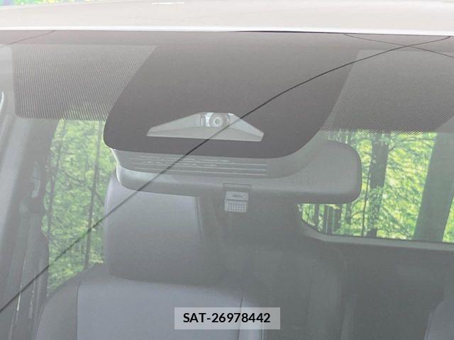 Toyota VOXY HYBRID 2023-07 7880160-5