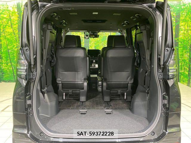 Toyota VOXY HYBRID 2024-06 7880158-10