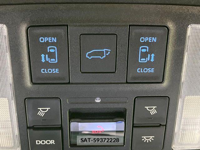 Toyota VOXY HYBRID 2024-06 7880158-5