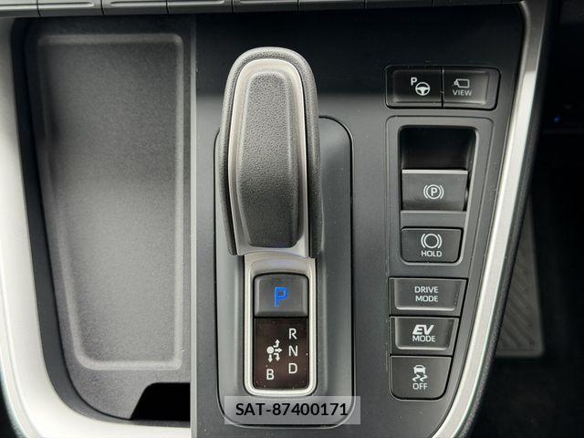 Toyota VOXY HYBRID 2022-09 8038877-7