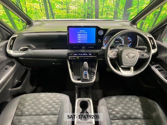 Toyota VOXY HYBRID 2023-03 8038874-1