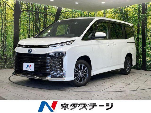 Toyota VOXY HYBRID 2022-06 8075991-0