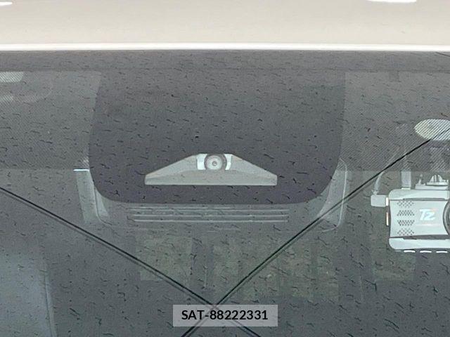 Toyota VOXY HYBRID 2022-06 8075991-6