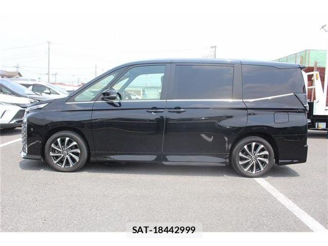 Toyota VOXY HYBRID 2022-06 8075993-10