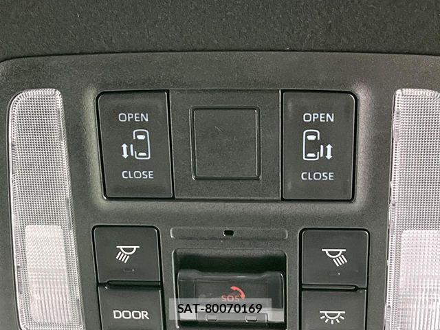 Toyota VOXY HYBRID 2025-02 8075990-6