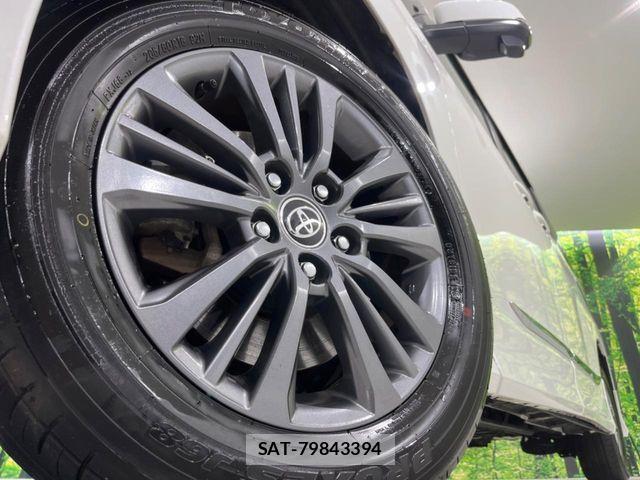 Toyota VOXY HYBRID 2024-11 8075989-13