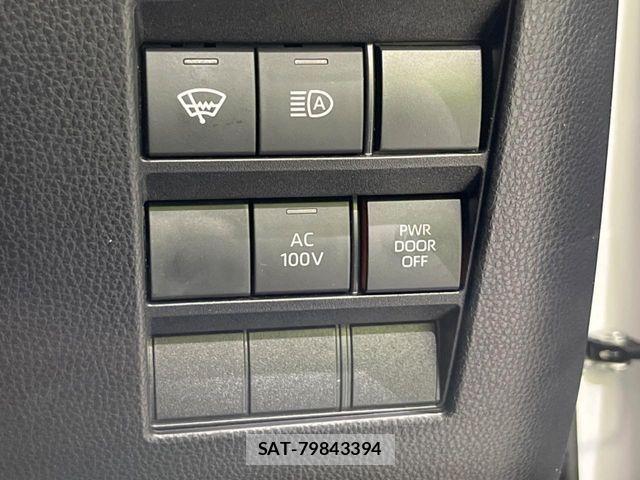 Toyota VOXY HYBRID 2024-11 8075989-4