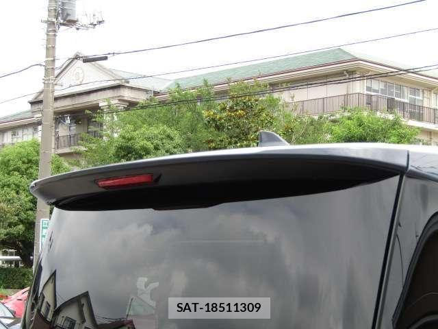 Toyota VOXY HYBRID 2023-01 8102367-29