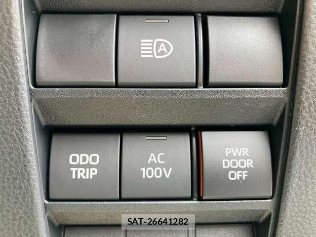 Toyota VOXY HYBRID 2026-06 8210758-29
