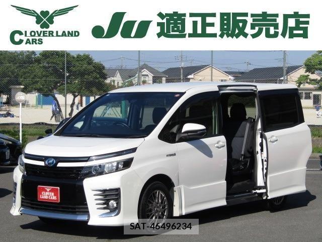 Toyota VOXY HYBRID 2016-02 8247001-0