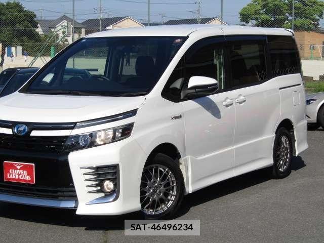 Toyota VOXY HYBRID 2016-02 8247001-12