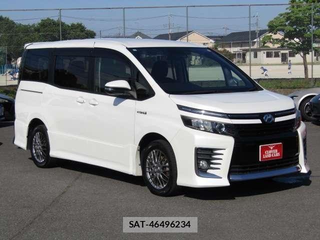 Toyota VOXY HYBRID 2016-02 8247001-16