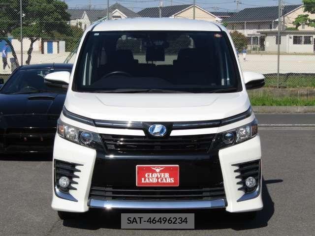 Toyota VOXY HYBRID 2016-02 8247001-18