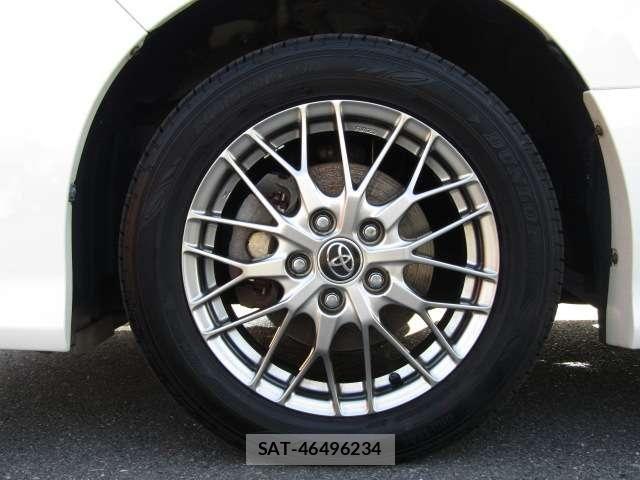 Toyota VOXY HYBRID 2016-02 8247001-25