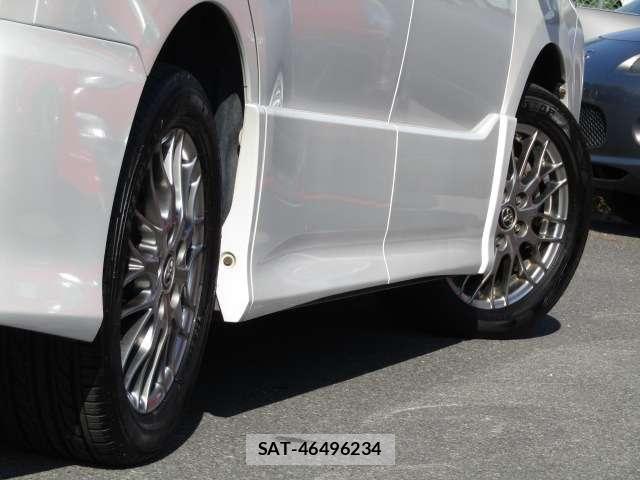 Toyota VOXY HYBRID 2016-02 8247001-26