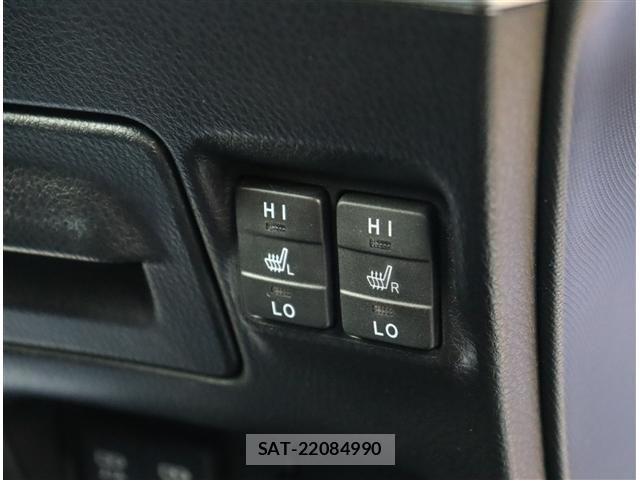 Toyota VOXY HYBRID 2020-07 8317771-9