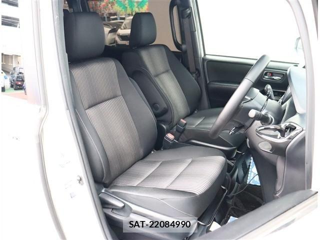 Toyota VOXY HYBRID 2020-07 8317771-11