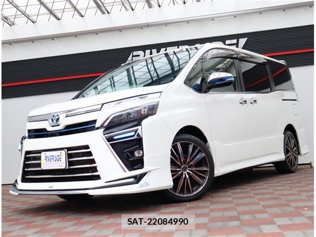 Toyota VOXY HYBRID 2020-07 8317771-17