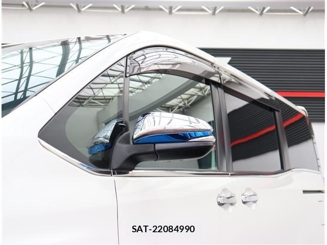 Toyota VOXY HYBRID 2020-07 8317771-19