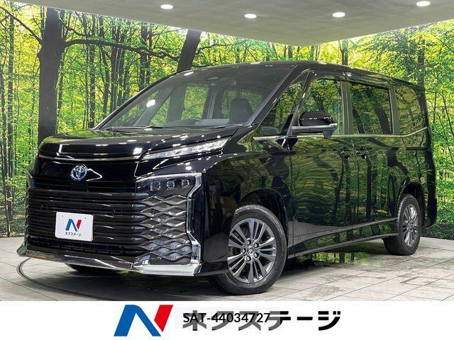 Toyota VOXY HYBRID 2024-11 8317768-0