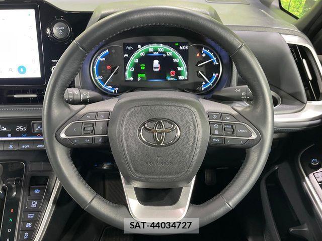 Toyota VOXY HYBRID 2024-11 8317768-14