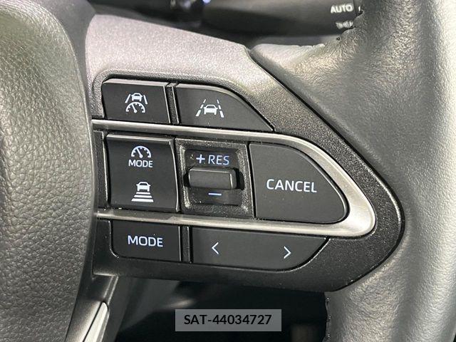 Toyota VOXY HYBRID 2024-11 8317768-7