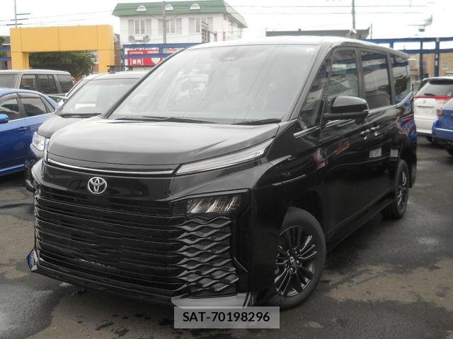Toyota VOXY HYBRID 2026-07 8317767-0
