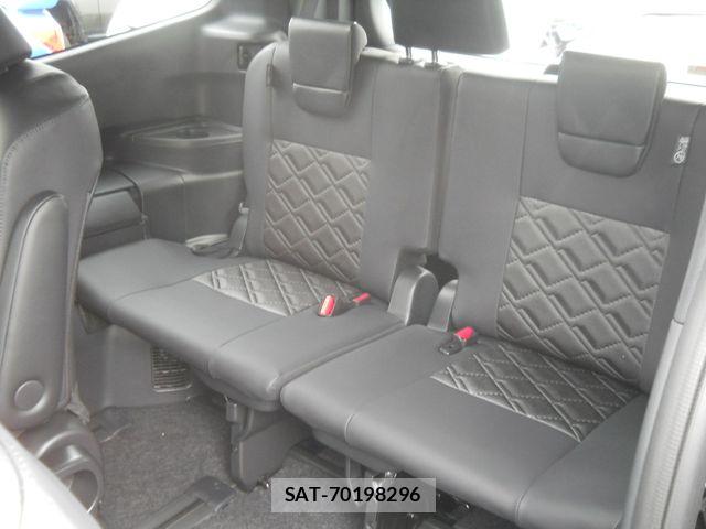 Toyota VOXY HYBRID 2026-07 8317767-10