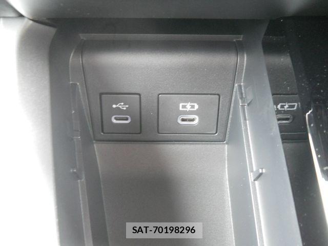 Toyota VOXY HYBRID 2026-07 8317767-17