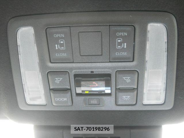 Toyota VOXY HYBRID 2026-07 8317767-22