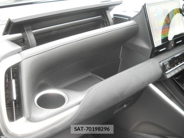 Toyota VOXY HYBRID 2026-07 8317767-25