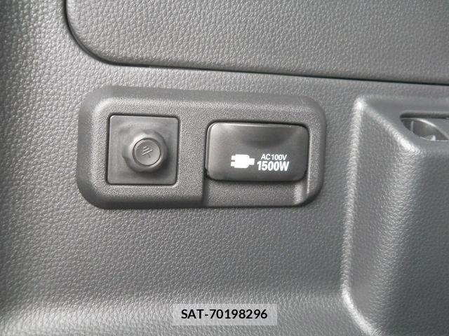Toyota VOXY HYBRID 2026-07 8317767-28
