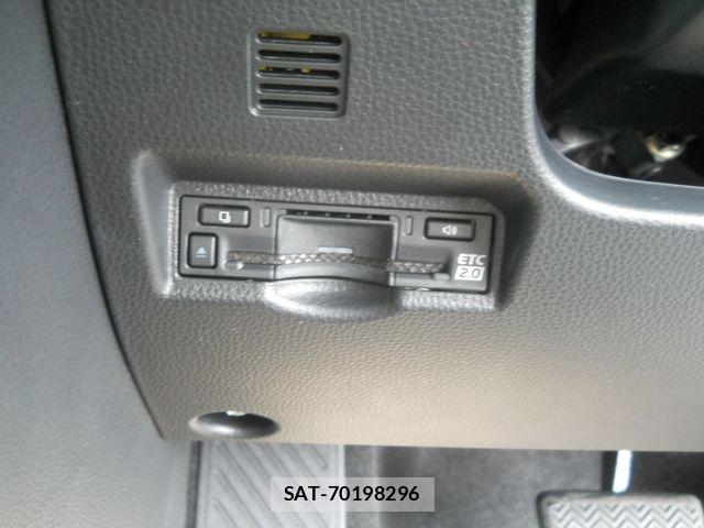 Toyota VOXY HYBRID 2026-07 8317767-29