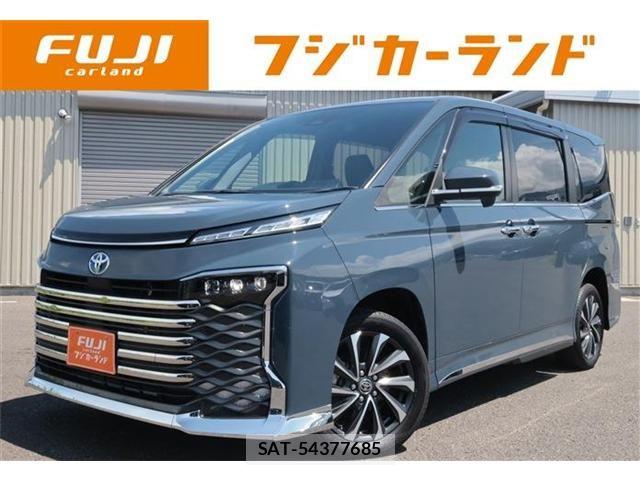 Toyota VOXY HYBRID 2022-11 8317769-0