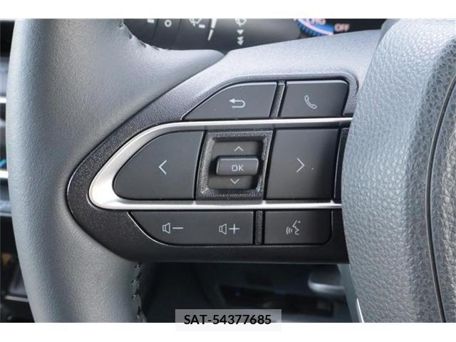 Toyota VOXY HYBRID 2022-11 8317769-23