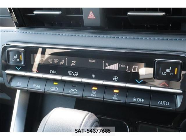 Toyota VOXY HYBRID 2022-11 8317769-28