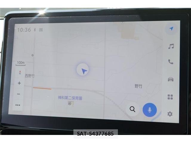 Toyota VOXY HYBRID 2022-11 8317769-2