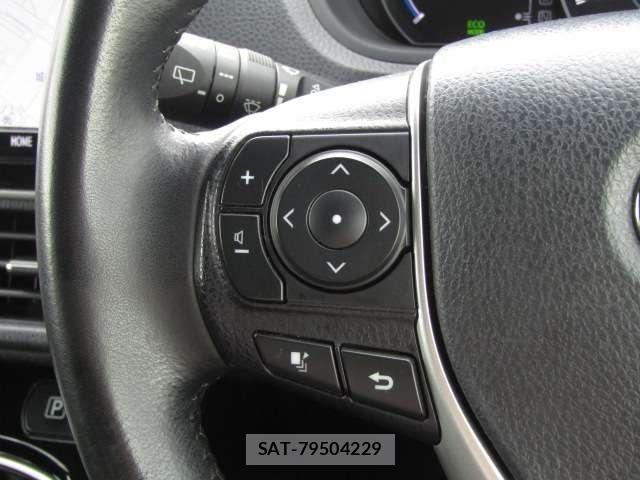 Toyota VOXY HYBRID 2021-06 8338287-19
