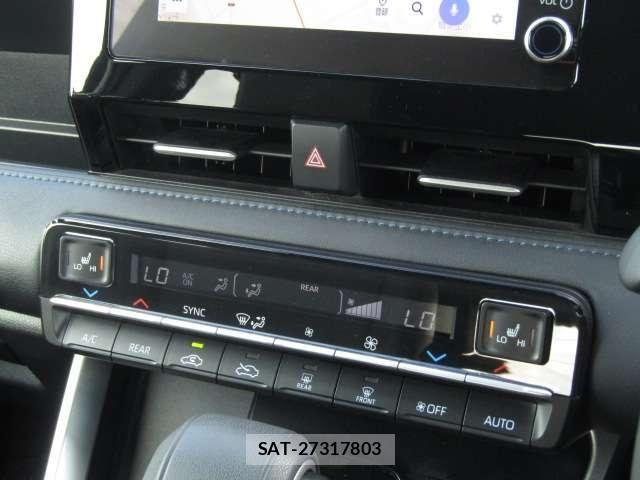 Toyota VOXY HYBRID 2024-07 8338286-9